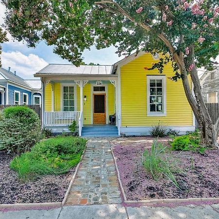 Downtown Historic 2Bdrm, Walk To Riverwalk, Alamo; Beautifully Renovated! Сан Антонио Екстериор снимка